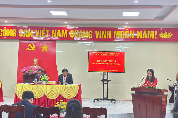 TRÀ BÌNH TỔ CHỨC KỲ HỌP THƯỜNG LỆ CUỐI NĂM 2024 (KỲ HỌP THỨ 14) HĐND XÃ KHOÁ XIII, NHIỆM KỲ 2021-2026